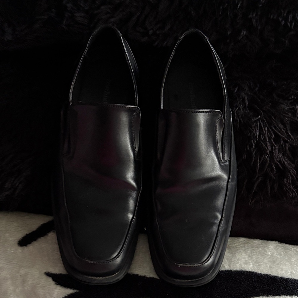 Perry Ellis Classic Black Slip-On Loafers